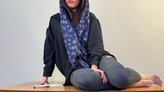 برای وام رفتم بانک . از قبلش میدونستم چجوری باید وام رو بگیرم .مکالمه خیلی زیاد. داستان کامل و جذاب.